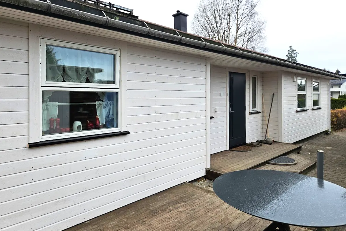 Omkledning av bolig i Holmestrand